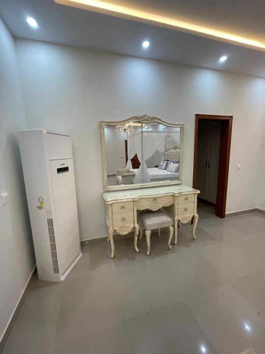 Classic Bedroom Suite photo 8